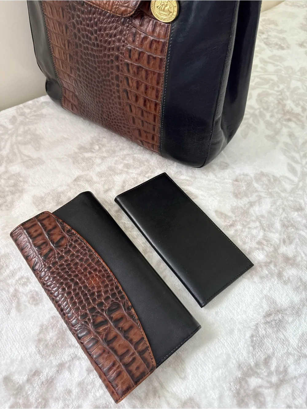 Brahmin Leather Checkbook Wallet Black Brown Croco Embossed Clutch Organizer